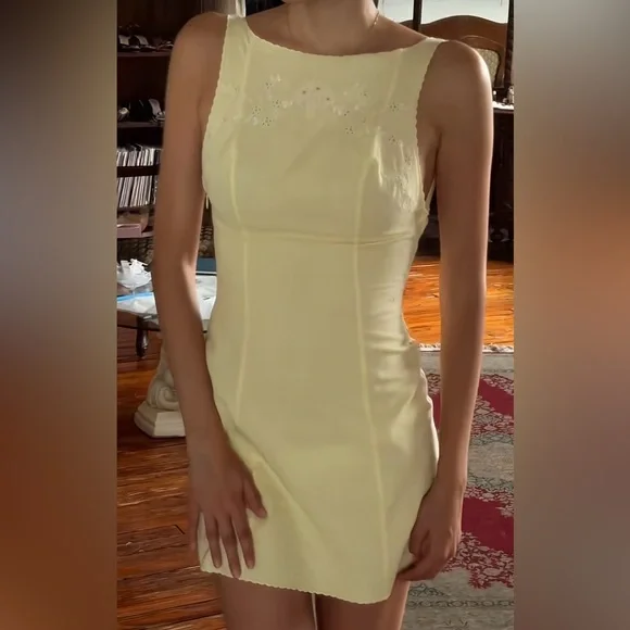 NWT Mirror Palais Daisy Patch Embroidered Mini dress size small - Picture 2 of 9